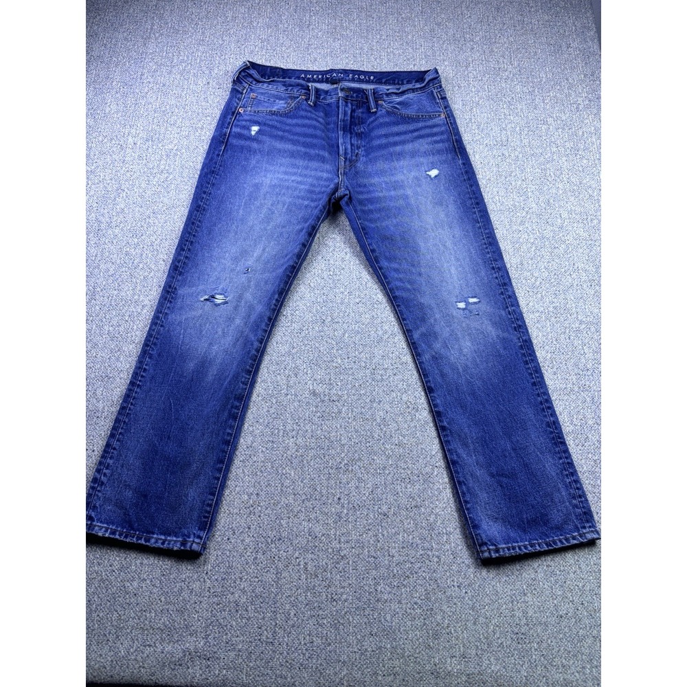 American Eagle Original Straight Medium Wash Distressed Men's‎ Jeans Size 33x30